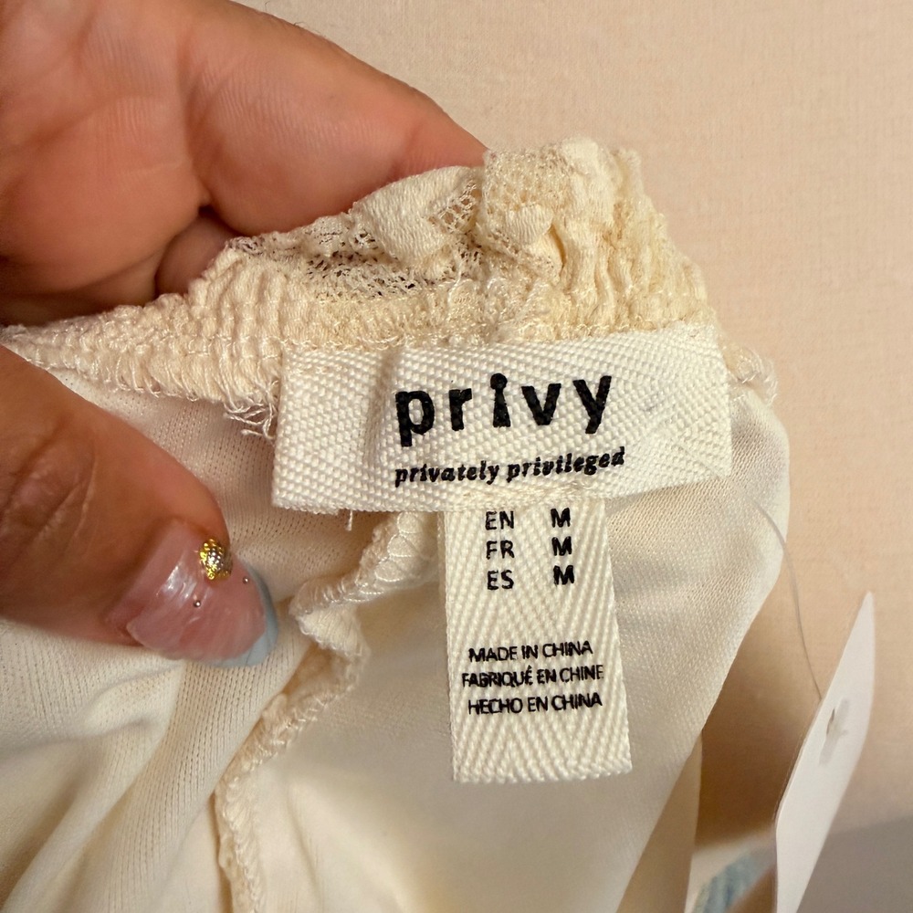 Privy Crop Top Womens Size Medium Cream Lace Long Sleeve Ruched Ruffle PT40764N - Picture 6 of 8